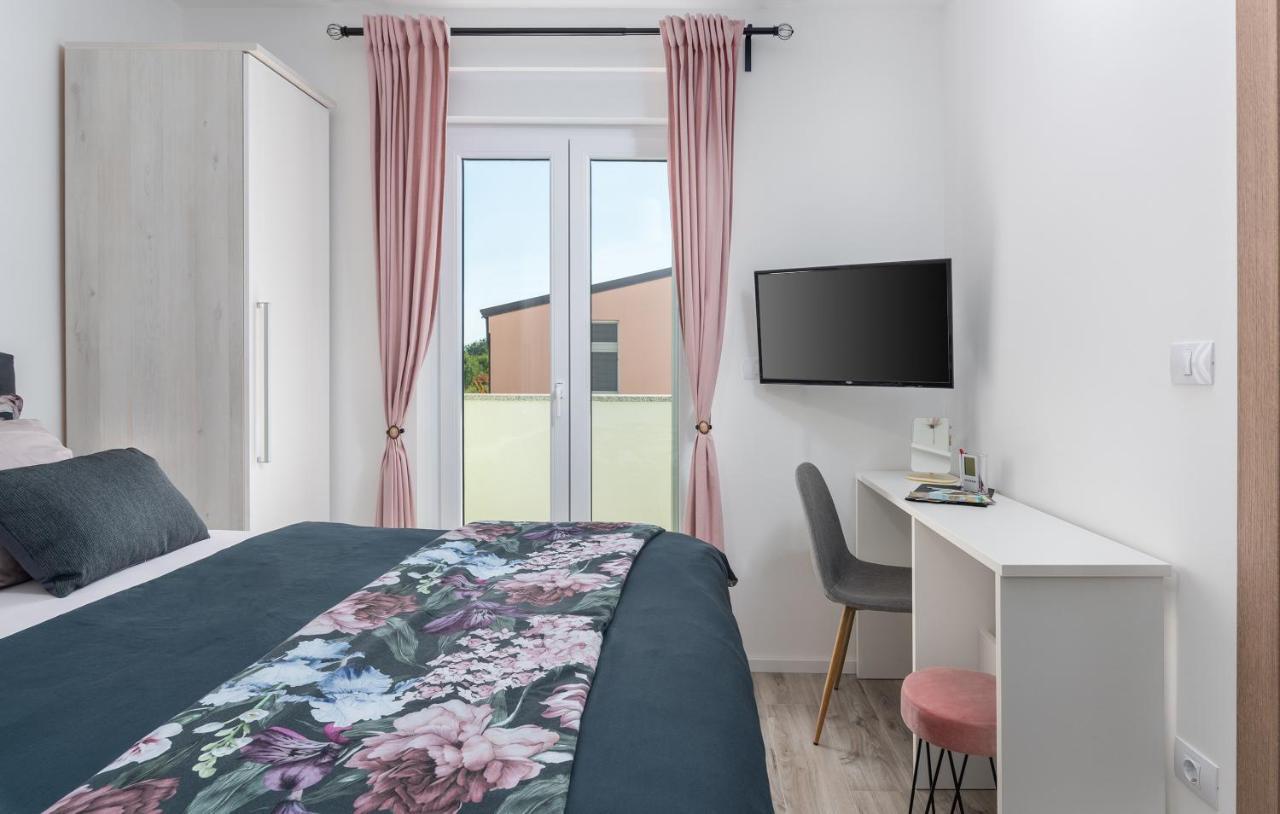 Apartments Amore Fažana Екстериор снимка