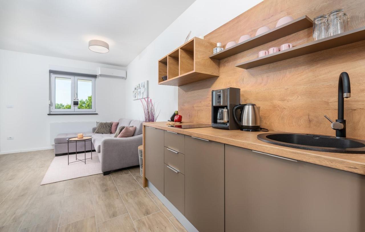 Apartments Amore Fažana Екстериор снимка